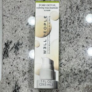 Well People Pore Detox Niacinamide Serum - Cream/White